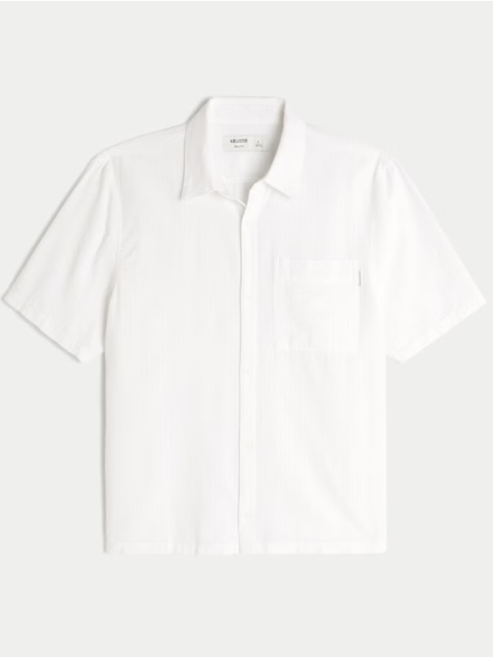 NWT Hollister Short-Sleeve Seersucker Shirt. Color: WHITE. Size: M